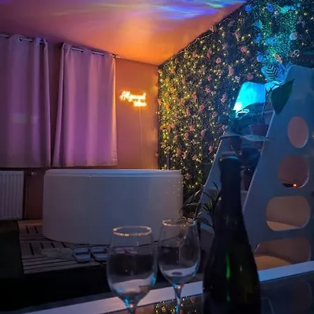 Balneo Au Jardin Secret , 5' Vieux Lille